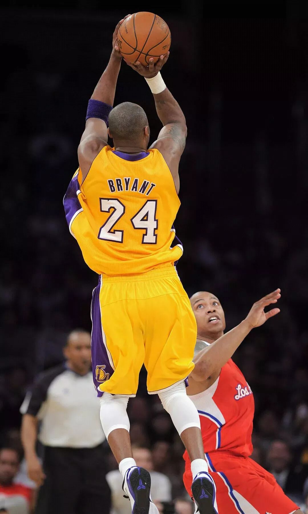 海港vs亚泰首发：4外援PK5外援 武磊奥斯卡登场