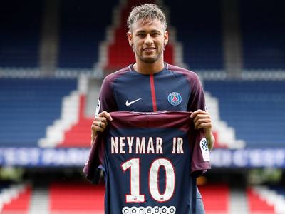 博洛尼亚主帅：拉齐奥少一人踢得也很自信，拿一分很满意了