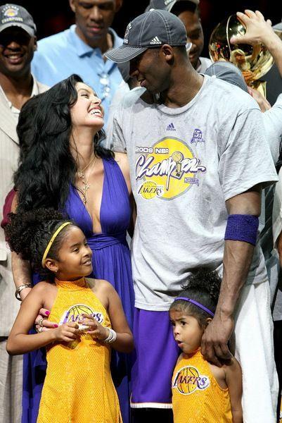 国安内部人士：传闻说俱乐部要解散、欠薪8个月都是谣言