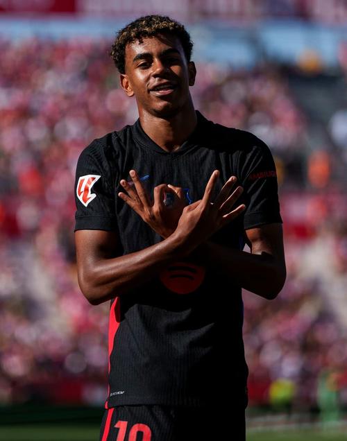 厦门银行队夺得羽超联赛冠军