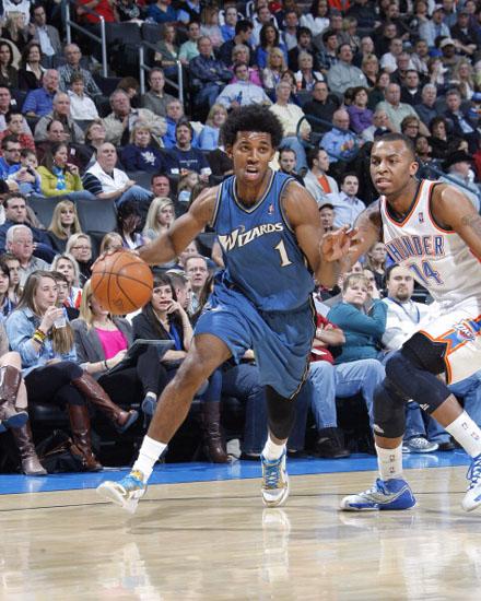 美记：步行者致电快船寻求交易祖巴茨，加福德也是其心仪对象